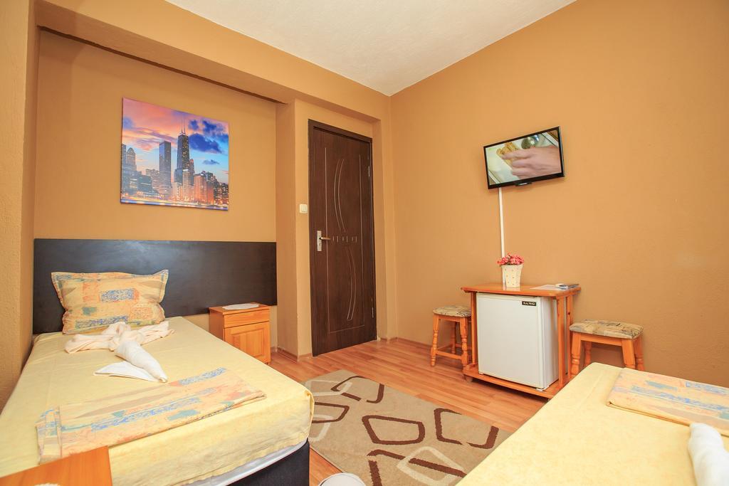 Guest House Amore Sandanski Habitación foto